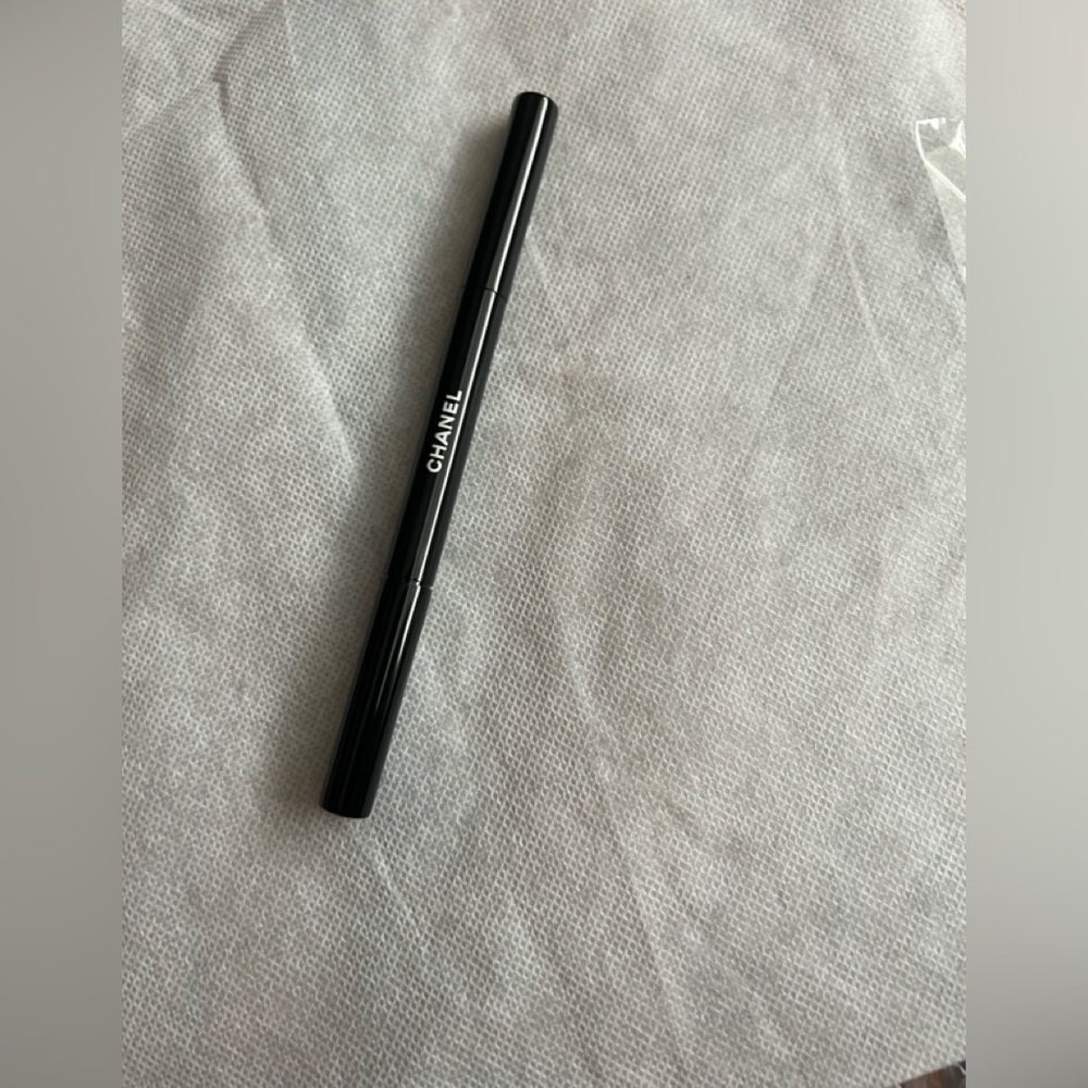 CHANEL LES PINCEAUX DE CHANEL Dual-Ended Lip Brush N°300. - Picture 5 of 5